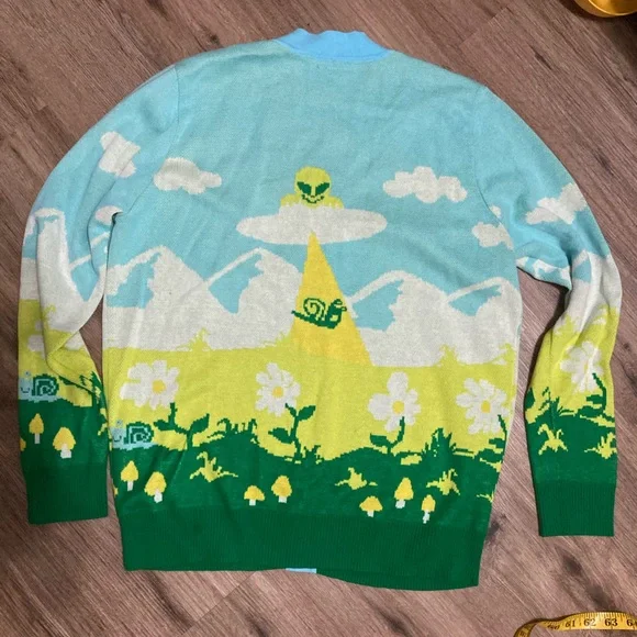 Alab Snail/Alien Cardigan size S - Picture 2 of 9